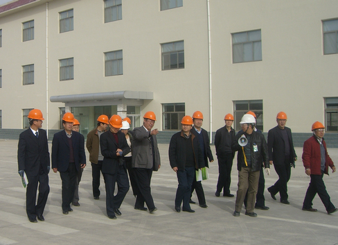 國(guó)家農(nóng)業(yè)部、財(cái)政部以及甘肅省農(nóng)業(yè)廳、財(cái)政廳等領(lǐng)導(dǎo)到公司考察調(diào)研