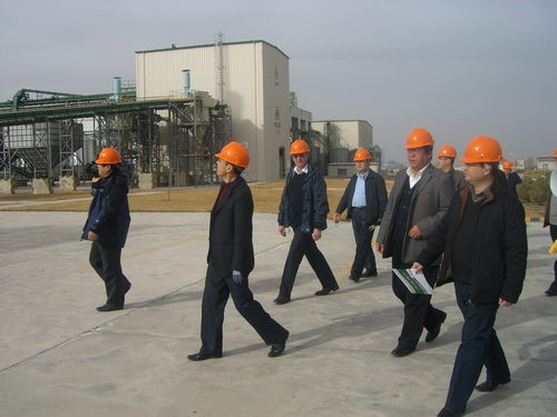 國(guó)家農(nóng)業(yè)部、財(cái)政部以及甘肅省農(nóng)業(yè)廳、財(cái)政廳等領(lǐng)導(dǎo)到公司考察調(diào)研